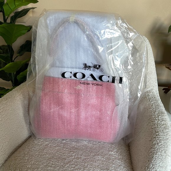 Coach Lexy Shoulder Bag Bright Pink PEBBLE LEATHER NWT - Picture 3 of 14